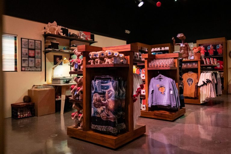 Summer Tribute Store já está aberta no Universal Studios Florida